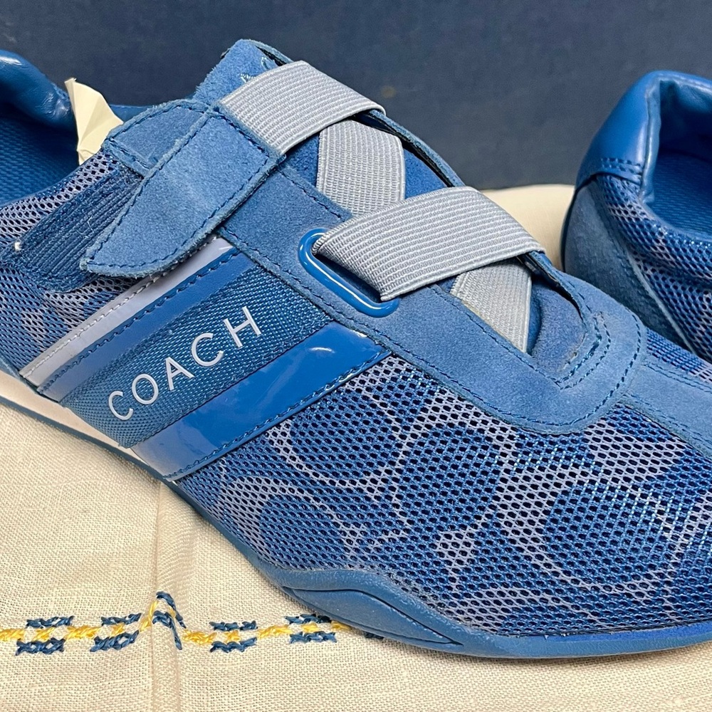 Coach Blue Sneakers with Cushioned Midsole and Sporty Design